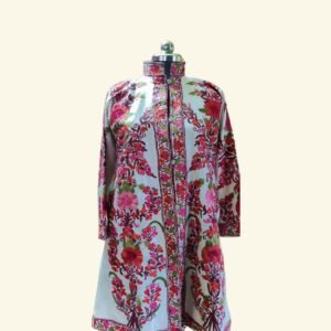 Silk Coats – Luxurious Elegance with Timeless Appeal